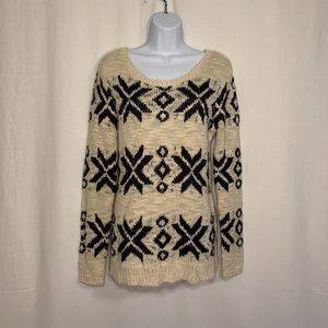 Maurices sweater M